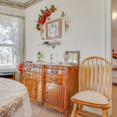 Quiet Farmhouse Retreat With Fire Pit - Pets Welcome Milltown Esterno foto